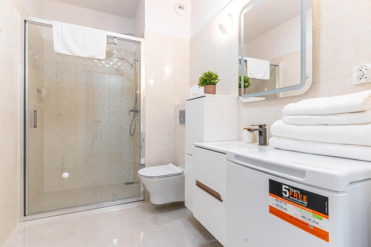 Wrocapartments Citycenter - Parking Free Вроцлав Екстер'єр фото