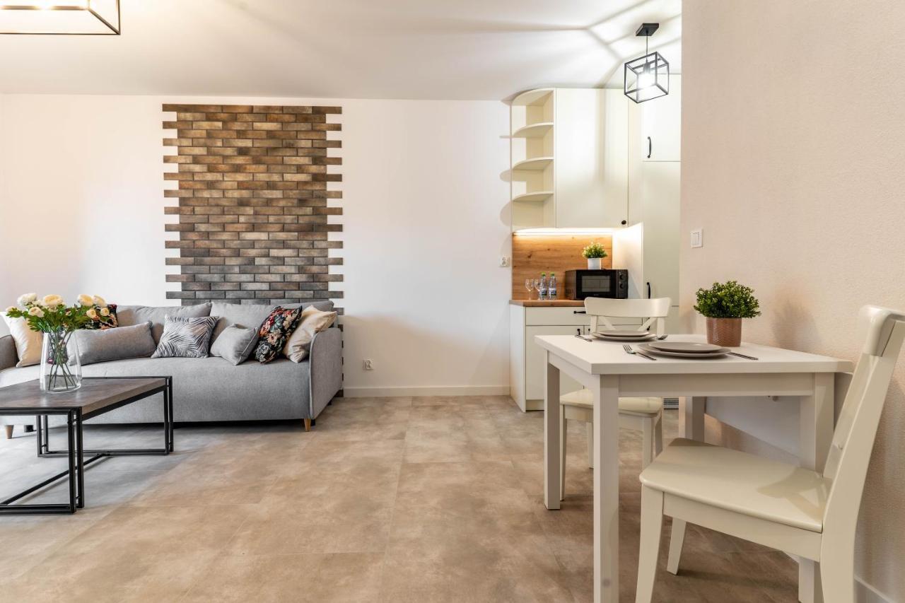 Wrocapartments Citycenter - Parking Free Вроцлав Екстер'єр фото