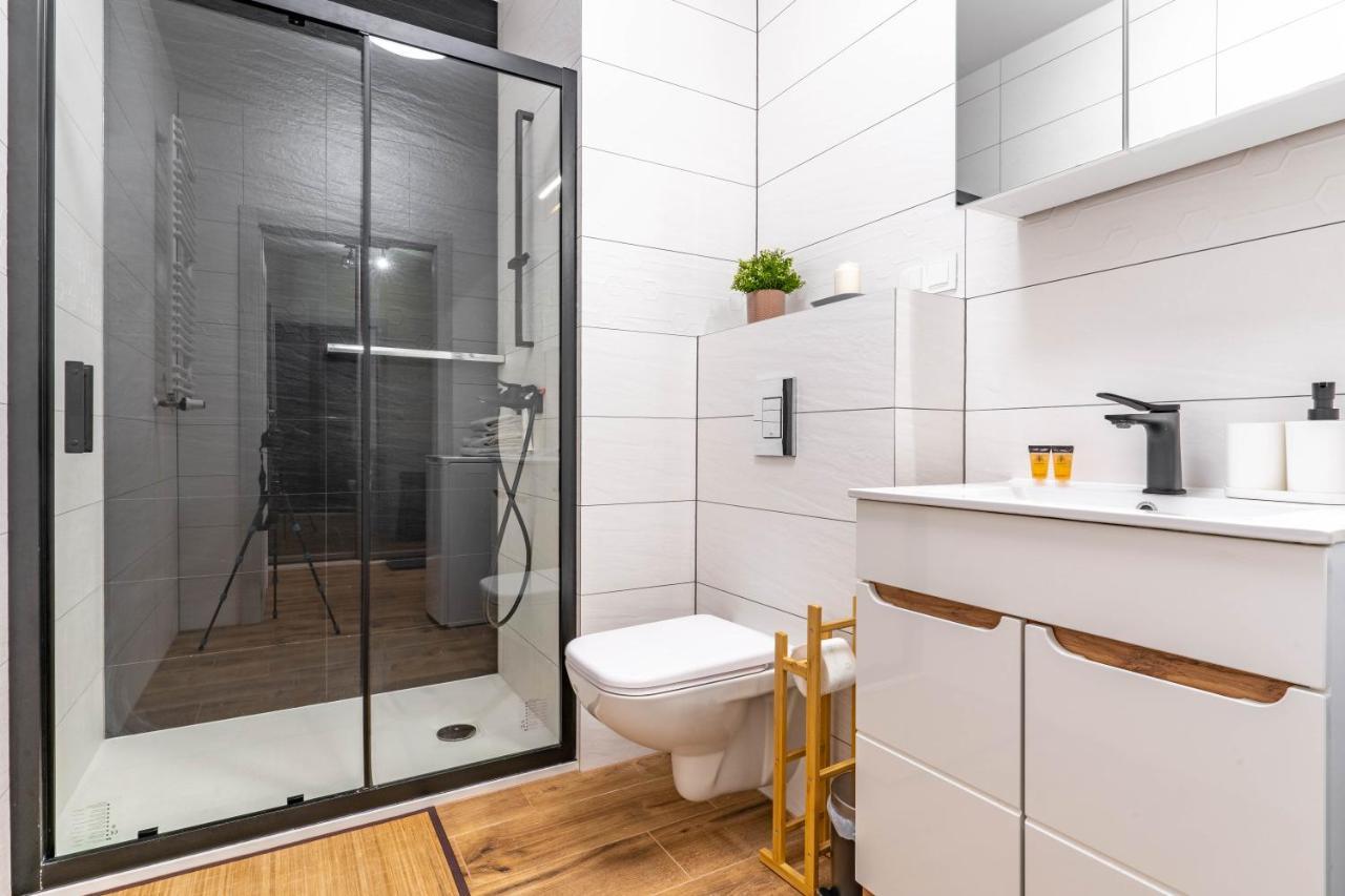 Wrocapartments Citycenter - Parking Free Вроцлав Екстер'єр фото